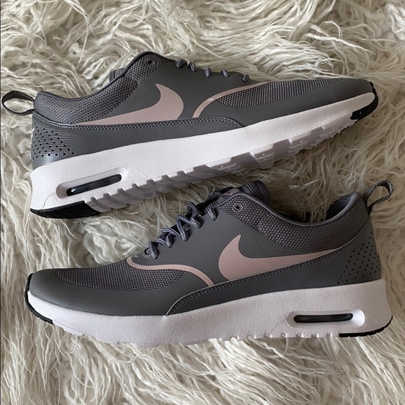 NWT Nike Air Max Thea - Picture 2 of 8
